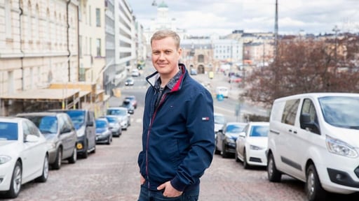 Erillisverkkojen yhteyshenkilö.