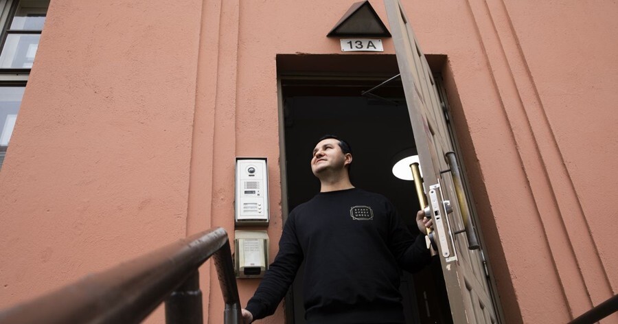 Startup Refugeesin Oleksandr Puzyrnyy.