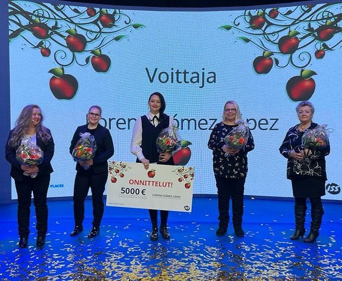 Finalistit.